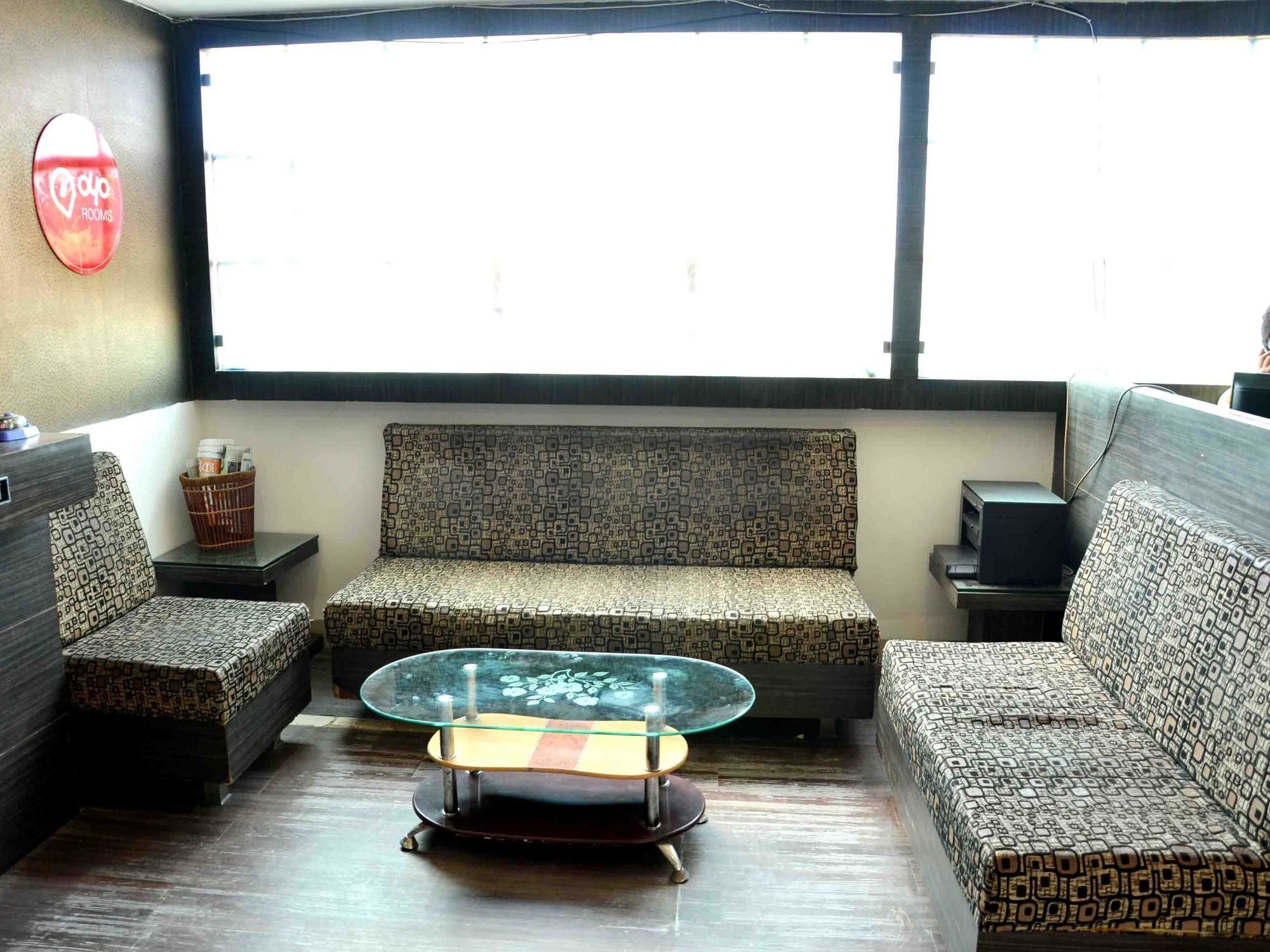 Hotel Vijay Nagar インドール エクステリア 写真